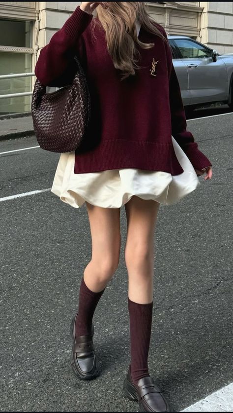 burgundy outfit Cranberry Color Outfits, Cream And Burgundy Outfit, Burgundy Pink Outfit, Burgundy And Cream Outfit, Burgundy And Brown Outfit, Burgundy Skirt Outfit Fall, Burgundy Skirt Outfit, Burgundy Fits, Burgundy Boots Outfit