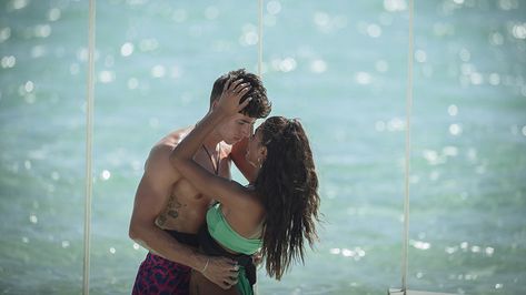 Cam Holmes And Emily Miller, Cam Holmes, Emily Miller, Still Together, Ectopic Pregnancy, Too Hot To Handle, Long Term Relationship, Cute Relationship Goals, Over The Moon