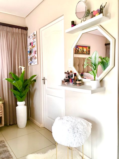 If you are struggling with space, check this small makeup space . Getting Ready Area In Small Bedroom, Ikea Small Vanity Hack, Small Makeup Space Ideas, Diy Makeup Table Small Spaces, Tiny Makeup Station, Standing Vanity Ideas, Vanity Ideas Small Space, Diy Vanity Small Space, Makeup Space For Small Room