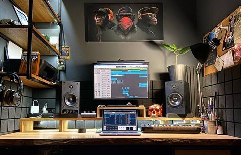 Building A Home Studio (On A Budget) - Audient Music Studio Room Diy, Recording Studio Room, Diy Music Studio, Bedroom Recording Studio, Diy Recording Studio, Home Music Studio Ideas, Home Studio Desk, Music Studio Room, Home Recording Studio