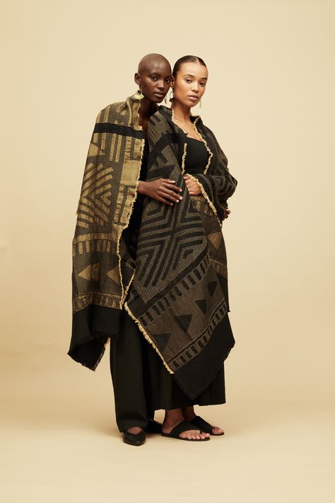 Mudcloth Clothing, African Kimono, Afrocentric Fashion, Nothing But Love, Duster Kimono, Fashion Design Sketchbook, Out Of The Closet, Textile Fiber Art, Grown Women