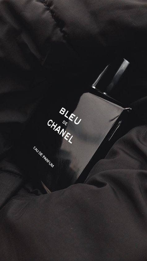 Aesthetic Perfume, Perfume Aesthetic, Best Fragrance For Men, Perfume Photography, Chanel Perfume, Best Fragrances, Mens Cologne, Mens Accessories Fashion, Aesthetic Photography