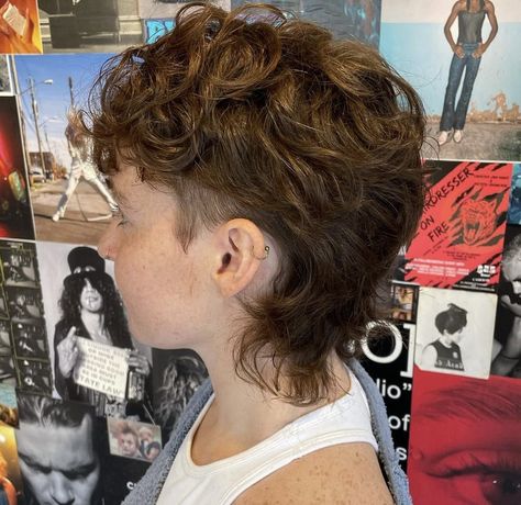 Mullite Haircut, Female Mullet Short Curly, Mohawk Haircut Women, Curly Shaved Sides Mullet, Short Curly Faux Hawk, 90s Mullet Women, Back Of Mullet, Mullet Fade Women, Mullet From The Back