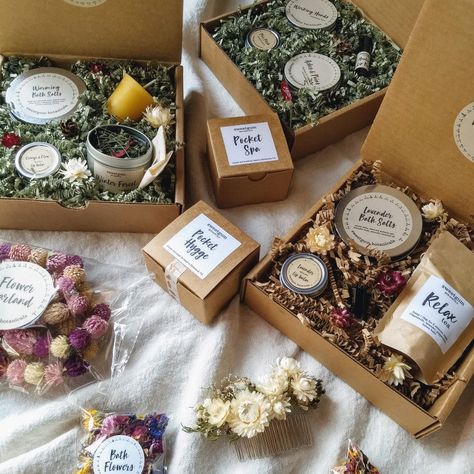 Granola Gift, Holiday Care Package, Healing Lip Balm, Cosmetic Gift Set, Gift Set Packaging, Bath Salts Gift, Bath Salt Gift Set, Aromatherapy Gift Set, Spa Set