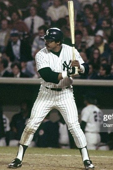 Yankees Baseball Players, Mlb Pictures, Baseball Legends, Baseball Tips, Bored Board, Damn Yankees, Fun Characters, Reggie Jackson, Basketball Photos