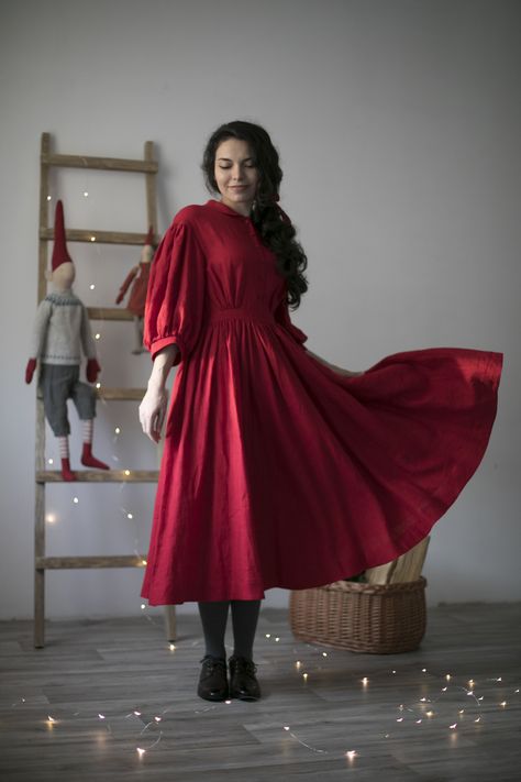 https://www.etsy.com/listing/742968992/red-linen-dress-christmas-dress?ref=shop_home_active_12&frs=1 Romantic Feminine Style, Vintage Outfit Inspiration, Red Linen Dress, Cottagecore Outfit, Linen Fashion, Little Women, Victorian Clothing, Clothing Photography, Vintage Style Dresses