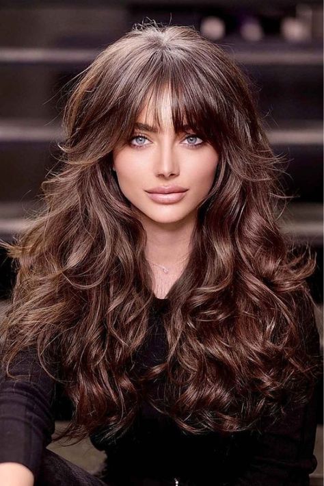 15 Stylish Curtain Bangs Ideas for Every Hair Length and Texture Feathered Curtain Bangs, Pear Face Shape, Curtain Bangs Ideas, Shaped Haircut, Curly Hair With Bangs Hairstyles, Layers Haircuts, Hair With Bangs Hairstyles, Pear Shaped Face, Girl Hair Drawing