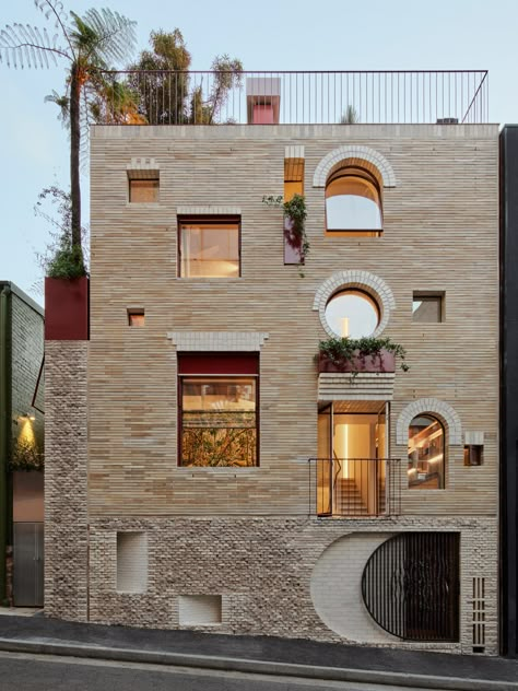 Sydney House, World Architecture Festival, Brick Siding, Reclaimed Brick, Surry Hills, Melbourne House, Inner City, House Extensions, Brickwork