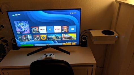 Xbox Series S Setup, Xbox Setup, Gamer Ideas, Games Room Inspiration, Setup Gamer, Xbox Series S, Gaming Room Setup, Animation Art Character Design, Xbox Games