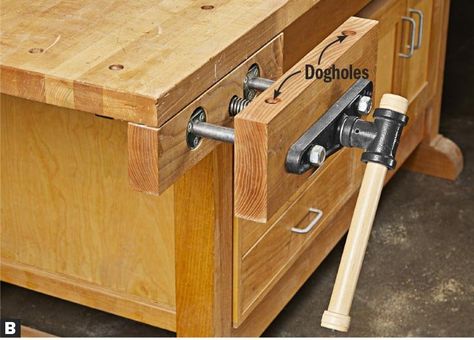 Diy Woodworking Vise, Woodwork Tips, Wood Vise, Woodworking Vice, Diy Easel, Woodworking Bench Vise, Bench Clamp, Portable Workbench, Diy Wood Bench