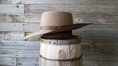 Cowboy Hats In Ogden Utah - Staker Hats Felt Buckaroo Hat, Buckaroo Hats, Punchy Outfits, Bailey Hats, Cowboy Hat Styles, Hats Cowboy, Cowboy Life, Cowboy Quotes, Country Girl Life