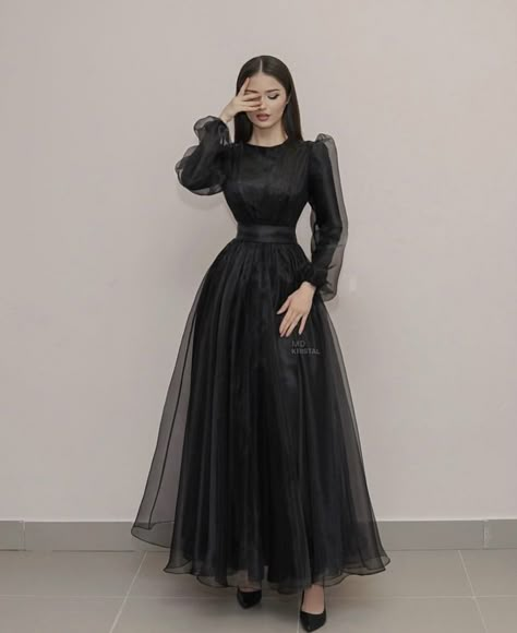 Arabic Evening Dress, Evening Gowns Plus Size, Tulle Prom Dress Long, Black Wedding Flowers, Prom Dresses Long Sleeves, Dress For Wedding Party, Long Puffy Sleeves, Pretty Dresses Casual, Gowns Plus Size