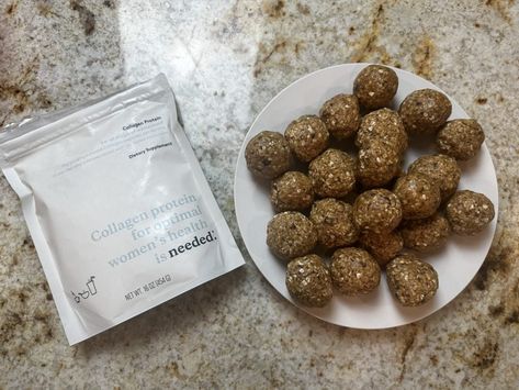 This lactation power ball recipe is a no-bake recipe!  So you can mix all these ingredients together for a quick breastfeeding snack. Power Ball Recipe, Breastfeeding Snacks, Collagen Recipes, Breastfeeding Positions, Power Balls, Postpartum Support, Brewers Yeast, Eat Snacks, Hydrating Drinks