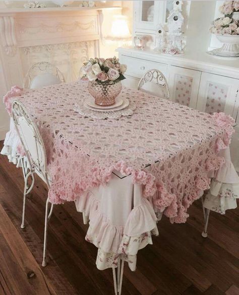 Shabby Chic Romantico, Camera Shabby Chic, Shabby Chic Weihnachten, Shabby Chic Decorating, Shabby Chic Dining Room, Muebles Shabby Chic, Shabby Chic Decor Living Room, Chic Dining Room, Shabby Chic Dining