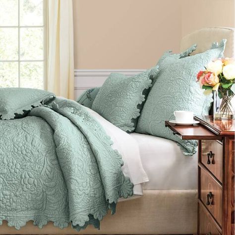 Red Barrel Studio® Natoyia Cotton Blend Quilt Set & Reviews | Wayfair Quilt Green, Amity Home, Cotton Quilt Set, Elegant Bedding, Green Quilt, King Size Quilt, Teen Bedding, Farmhouse Country, Twin Quilt