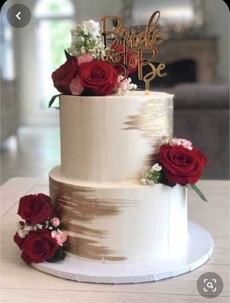 Wedding Colors Red, Square Wedding Cakes, Winter Wedding Cake, Red Cake, Bridal Shower Cakes, Gold Bridal Showers, Wedding Cakes With Cupcakes, White Wedding Cakes, Simple Wedding Cake