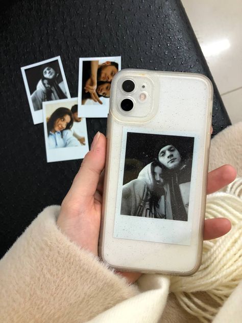 Couple Polaroid Pictures Phone Case, Phone Cover Photo Print, Photo In Phone Case, Phone Case With Polaroid, Phone Case Photos, Picture Phone Cases, Bff Phone Cases, Diy Phone Case Design, Photo Phone Case