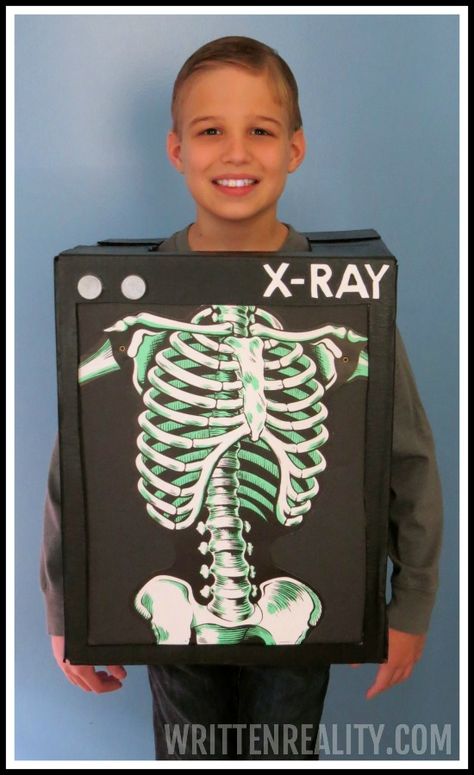 Budget Halloween Costume With a Box - Written Reality Cardboard Box Costume, Ray Costume, Inexpensive Halloween Costumes, Vocabulary Parade, Boxing Halloween Costume, Best Diy Halloween Costumes, Box Costumes, Fairy Halloween Costumes, Homemade Halloween Costumes