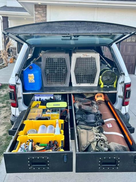 Kennel Room, Dog Transport, Puppy Checklist, Suv Camper, Search And Rescue Dogs, Dream Items, Dog Things, Camper Remodel, Camper Living