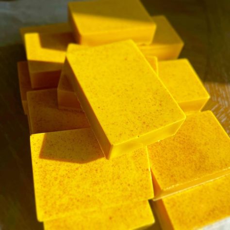 Tiktok Hooks, Turmeric Facial, Gold Facial, Facial Bar, Skin Care Benefits, Soap Ideas, Facial Soap, Organic Skincare, Bath Products