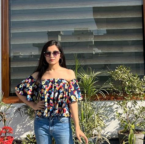 Ankita Sangwan, Jeans Heels, Heels Summer, Summer Is Here, Instagram Summer, Off Shoulder Tops, Outfit Posts, Fashion Addict, Summer Vibes