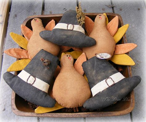 Thanksgiving Decor ~ Turkey Bowl Fillers ~ Turkey Ornies ~ Primitive Decor ~ Primitive Fall ~ Thanks Thanksgiving Bowl, Primitive Bowl Fillers, Primitive Thanksgiving, Primitive Fall Crafts, Pilgrim Hats, Hat Ornaments, Seasonal Tree, Primitive Fall Decor, Turkey Bowl