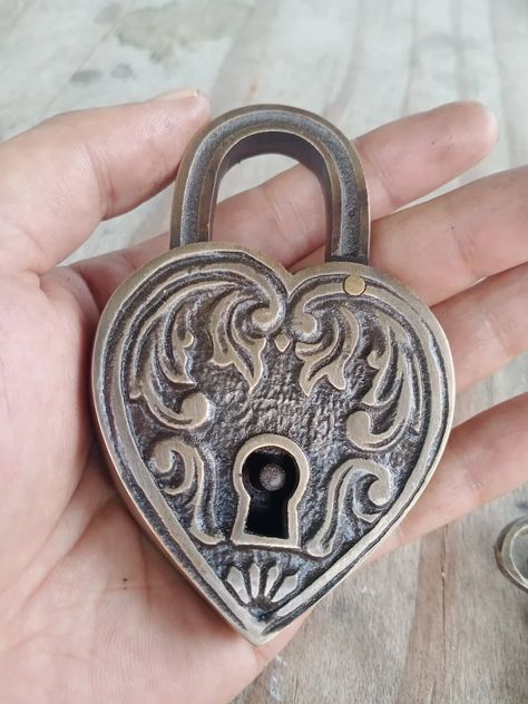 Heart Padlock Love padlock Antique pad lock Brass Padlock | Etsy Pad Lock Drawing, Pattern Prompts, Padlock Art, Padlocks Aesthetic, Padlock Tattoo, Lock Drawing, Padlock Jewelry, Lock Art, Old Padlock