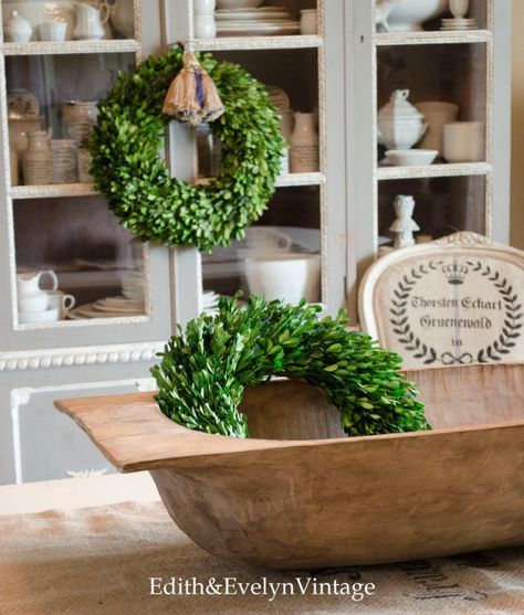 Decorating with Boxwood Wreaths | Edith & Evelyn | www.edithandevelynvintage.com Bowl Arrangements, Country Decor Ideas, Bowl Centerpieces, Boxwood Wreath Decor, Boxwood Wreaths, Diy French Country Decor, Vintage Inspired Home, 2nd Choice, Bowl Decor