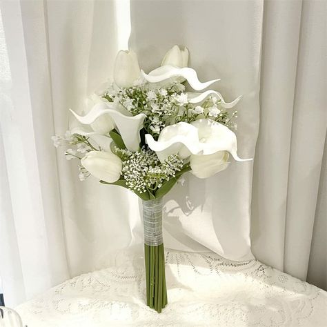 White Brown Bouquet, Bride Bouquets Tulips, Tulip Bridesmaid Bouquet, Tulip Bouquet Wedding, Tulip Bridal Bouquet, White Calla Lily Bouquet, Calla Lily Bridal Bouquet, White Calla Lilies, White Calla Lily