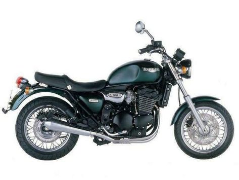 Triumph Legend TT900, mine was red and silver tank... Hated the 'Harley' like big pla Triumph Thunderbird Sport, Triumph Legend, Triumph 900, Triumph Motor, Triumph Thunderbird, Triumph Cafe Racer, Japanese Motorcycle, Used Engines, Bobber Motorcycle