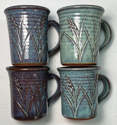 Titanium instead of rutile for floating blue Practical Pottery, Underglaze Pottery, Floating Blue Glaze, Glaze Combos, Glaze Ideas, Ceramic Glazes, Ceramic Glaze Recipes, Pottery Supplies, Welding Rods