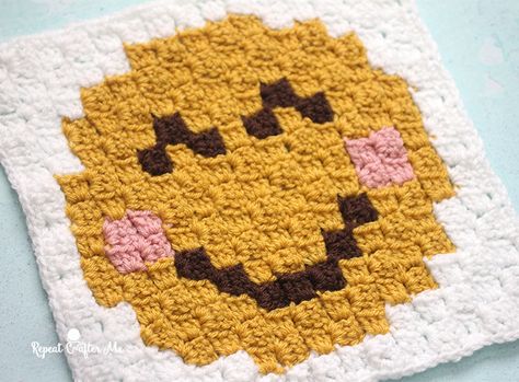 Crazy Face, Repeat Crafter Me, Heart Blanket, Face Emoji, Trendy Crochet, C2c Crochet, Hand Crochet Baby Blanket, Manta Crochet, Crochet Heart