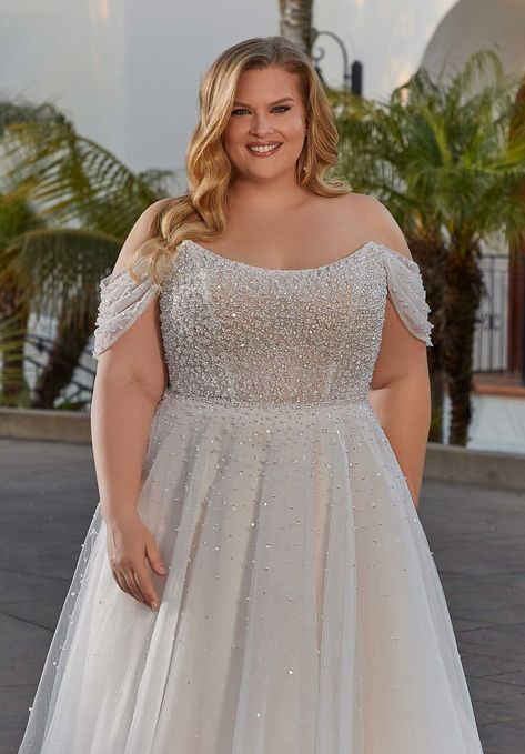 Mori Lee Wedding Dress, Curvy Wedding, Plus Wedding Dresses, Bride Dress Simple, Formal Wedding Guest Dress, Plus Size Brides, Classy Wedding Dress, Dream Wedding Ideas Dresses, Wedding Dresses Plus Size