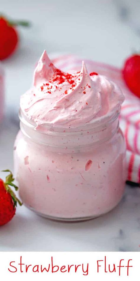 Marshmallow Fluff Recipes, Strawberry Fluff, Jello Dessert Recipes, Fluff Recipe, Fluff Desserts, Jello Desserts, Recipes With Marshmallows, Homemade Fudge, Homemade Marshmallows