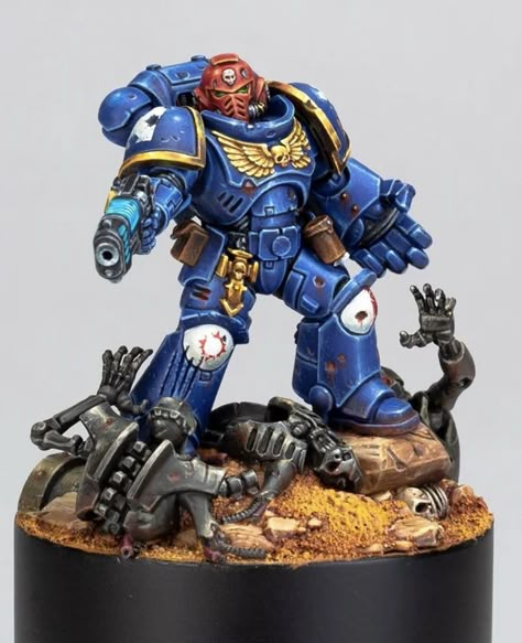 Ultramarines 40k, Warhammer 40k Blood Angels, Warhammer 40k Figures, Power Armour, Warhammer Figures, Warhammer Paint, Marine Colors, New Years Resolutions, Warhammer 40k Art