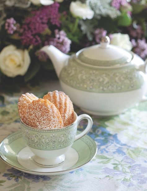 French Madeleines, Madeleine Recipe, Afternoon Tea Recipes, French Tea, Tea Sandwiches, Seasonal Recipes, French Food, Tea Recipes, High Tea