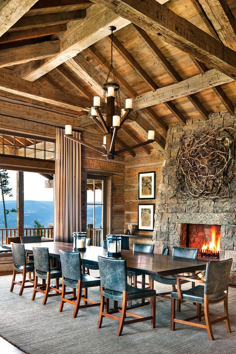 Rustic Cabin Living Room, Cabin Dining Room, Rustic Mountain Homes, Cabin Living Room, Modern Mountain Home, Rustic Dining Room, Cabin Living, Mountain Living, Rustic Cabin