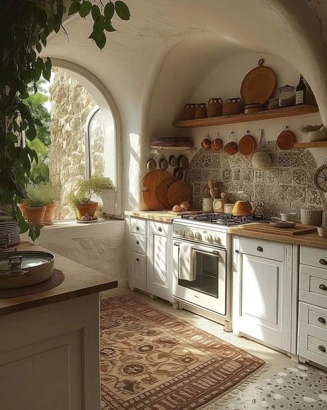 Spanish Style Kitchen, Desain Pantry, Interior Design Per La Casa, Dream Life House, Casa Vintage, Italian Home, Dream House Rooms, Cute House, Dream House Interior