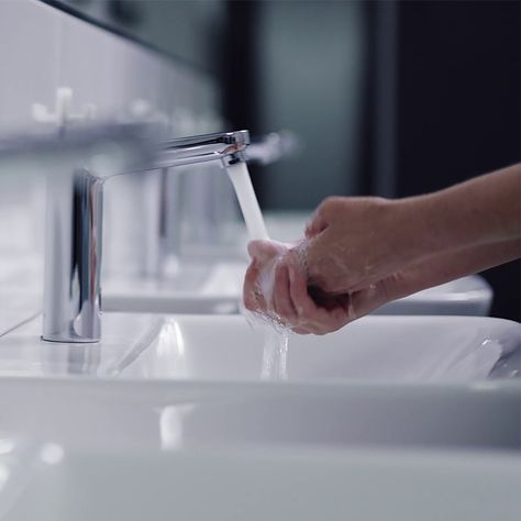 Handwashing has never been more important - GROHE’s Touchless Faucets make washing your hands even more hygenic, as they allow you to control the water flow without physical touch. #hygiene #GROHE #globalhandwashingday #touchless #hygiene #touchlessfaucets #bathroom #bathroomtrends #futurebathroom Global Handwashing Day, Touchless Faucet, Washing Your Hands, Physical Touch, Bathroom Trends, Wash Your Hands, Personal Hygiene, Protect Yourself, Water Flow