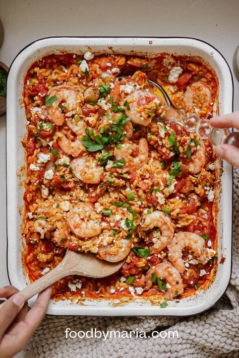 An easy, no-fuss Greek dish made with shrimp and orzo. It is delicious and has olives and feta.👩🏼‍🍳🍽️ Shrimp And Orzo, Healthy Greek Recipes, Orzo Pasta Recipes, Greek Shrimp, Shrimp Orzo, Zone Recipes, Orzo Recipes, Blue Zone, Mediterranean Food