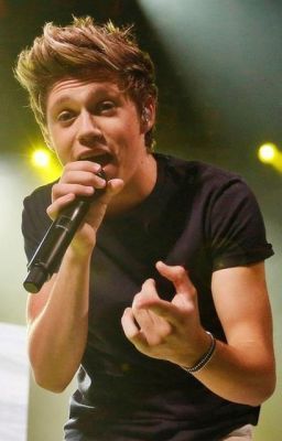 Niall Horan Imagines Protective, Niall Horan Imagines, Niall Horan One Direction, Niall Horan Baby, Gambar One Direction, Niall And Harry, One Direction Wallpaper, Read Story, One Direction Photos