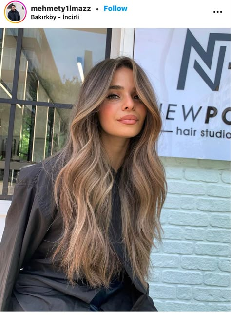 Soft Healthy Hair, Rambut Brunette, Brown Hair Looks, Brown Hair Inspo, Bronde Hair, Brunette Hair With Highlights, Brunette Balayage Hair, Brown Hair Balayage, Blonde Hair Inspiration