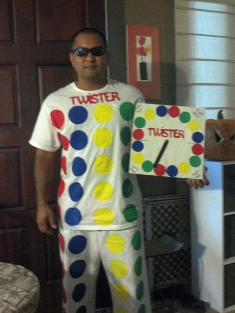 Twister Rated-G Twister Costume, Twister Halloween, Costume Tutorial, Diy Halloween Costume, Camper Decor, Sewing Studio, Halloween Diy, Sewing Hacks, Halloween Costume