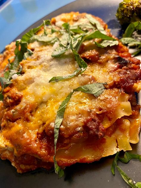 The World’s Best Lasagna! – BeautyBeyondBones Worlds Best Lasagna, Homemade Lasagna Recipes, Delicious Lasagna, Best Lasagna, Best Lasagna Recipe, Easy Lasagna Recipe, Lasagne Recipes, Ground Beef Recipes Healthy, Homemade Lasagna