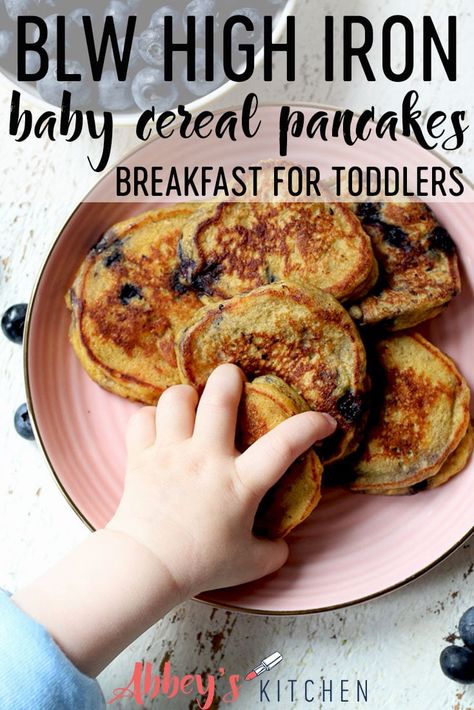 Breakfast For Babies, Breakfast For Toddlers, Baby Cereal Pancakes, Cereal Pancakes, Pancakes Protein, Weaning Baby, Protein Cereal, Baby Breakfast, Baby Pancakes