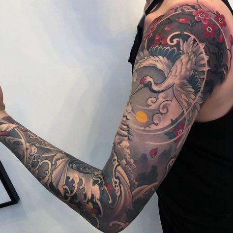 Japanese Forearm Tattoo, Tattoo Japonais, Traditional Japanese Tattoo Sleeve, Japanese Tattoo Women, Koi Tattoo Sleeve, Asian Dragon Tattoo, Mangas Tattoo, Crane Tattoo, Colour Tattoo