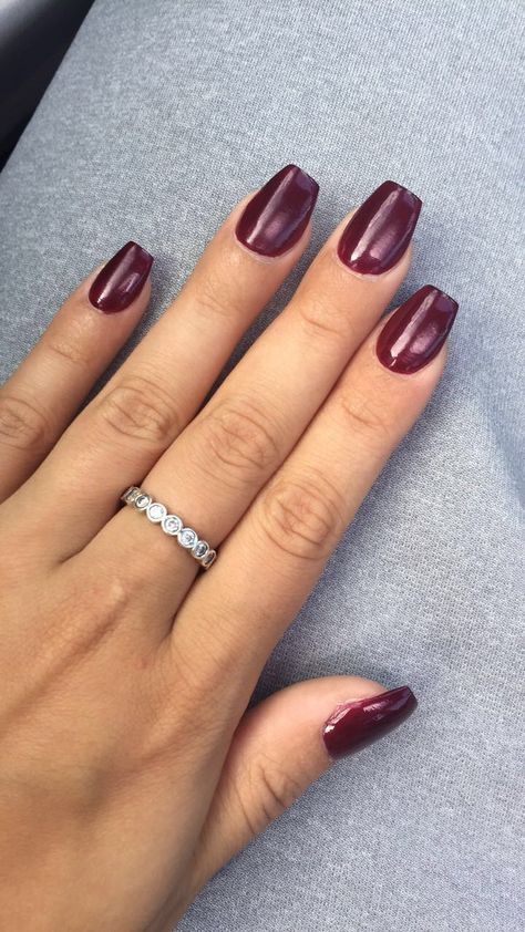 Burgundy White Chrome Powder, Nails With Pearl, White Chrome, Chrome Powder, Burgundy Nails, Nail Design, Pearl White, Nail Designs, Nail Art