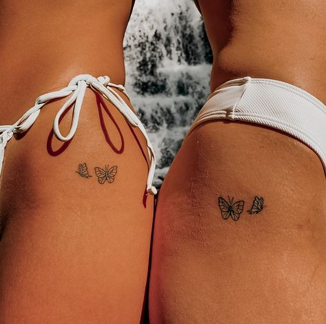 1st Time Tattoo Ideas For Women, Bff Matching Tattoos Aesthetic, Non Cringey Best Friend Tattoos, Small Matching Tattoos For Sisters Meaningful, Matching Tats With Boyfriend, Tiny Hideable Tattoos, Faint Tattoo Ideas, Matching Hip Tattoos Women, Panty Line Tattoos For Women