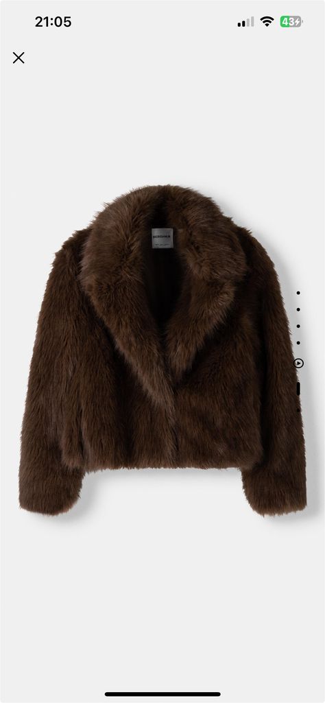 Fur Coat Outfit Casual, Faux Fur Coats Outfit, Vinter Mode Outfits, Cropped Fur Jacket, Brown Fur Coat, Short Faux Fur Coat, Fur Coat Outfit, Winter Mode Outfits, Brown Faux Fur Coat