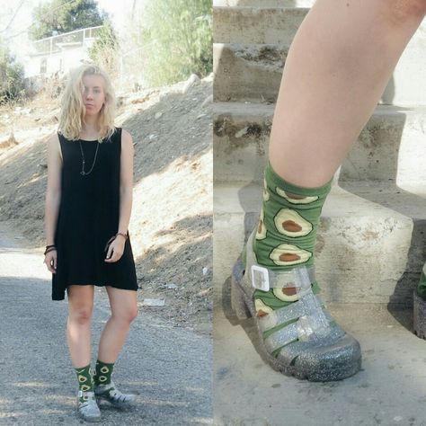 Juju Jellies, Jelly Shoes Outfit, Sandals Outfit, Latest Shoe Trends, Jelly Shoes, Jelly Sandals, Socks And Sandals, Zara Dresses, Dream Shoes